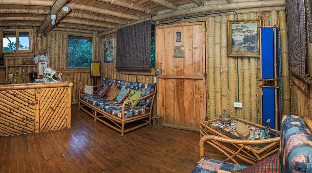 Celina: La Cabañita De Guadua * Santa Elena (Antioquia)